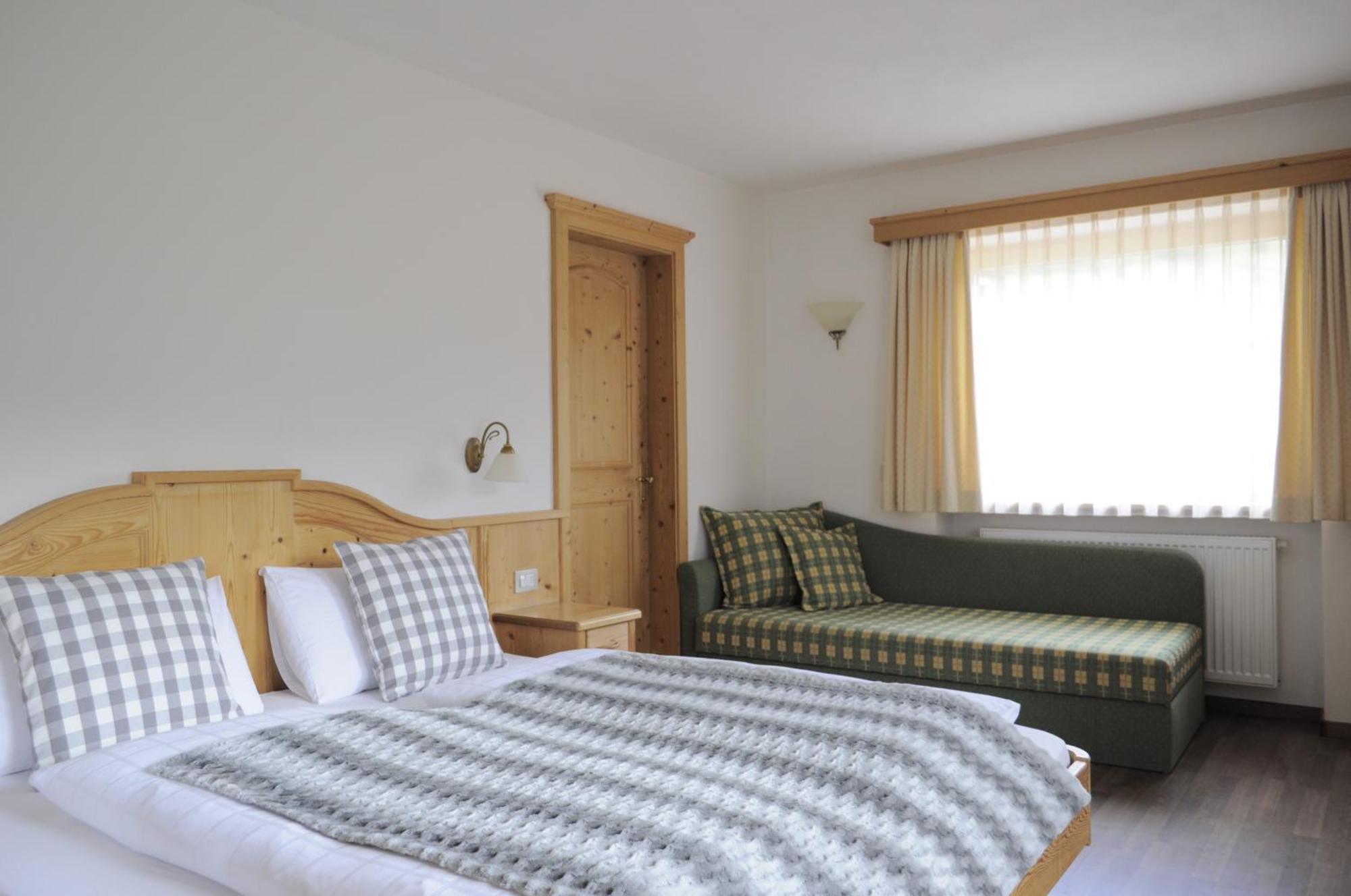 Apartments Etruska Santa Cristina Val Gardena Room photo